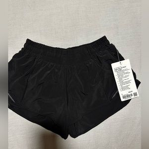 Lululemon Shorts Size 6 NWT